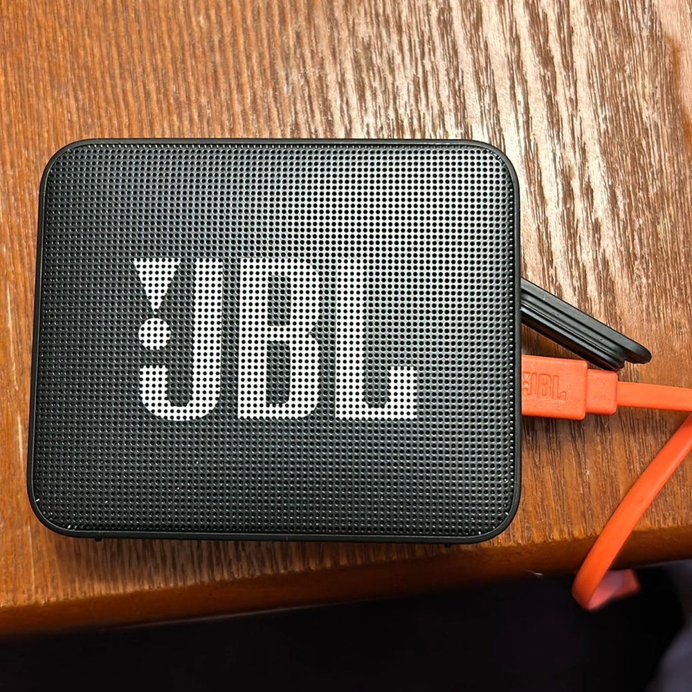 JBL Go Speaker